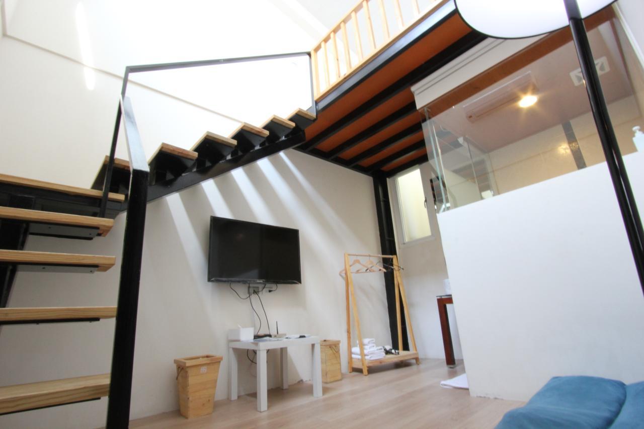 Windhouse B&B Tainan Esterno foto